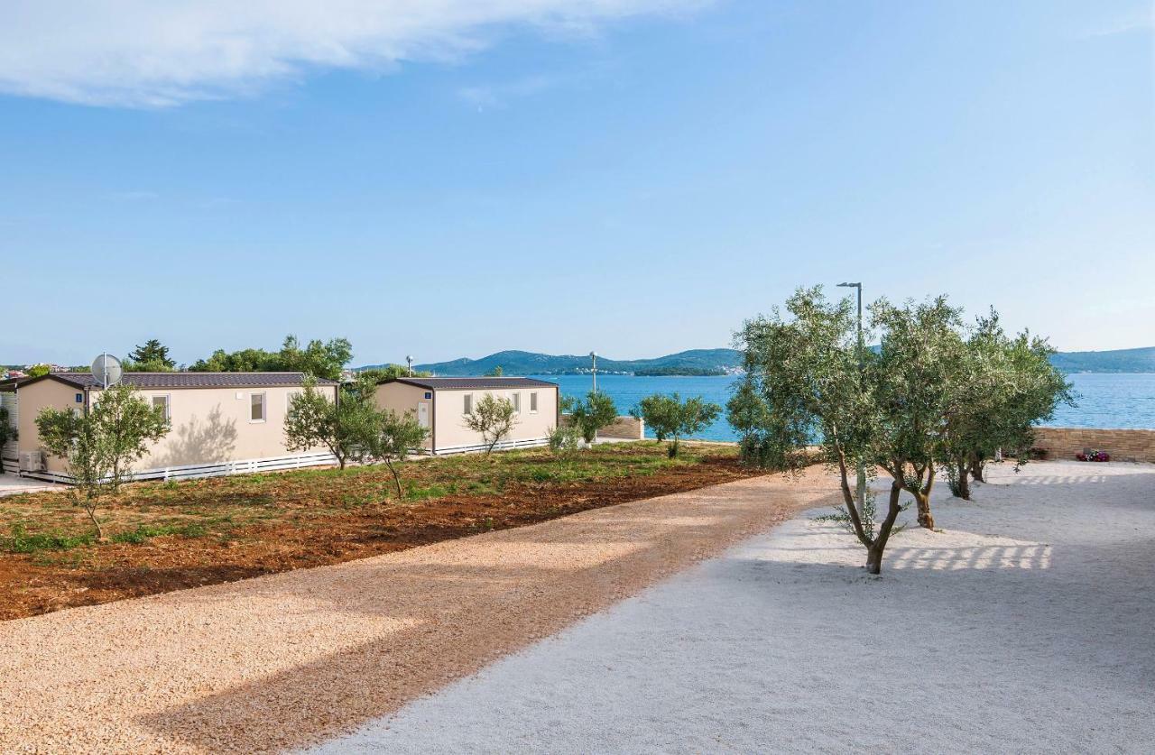 Hotel Camp San Antonio Biograd Na Moru Esterno foto