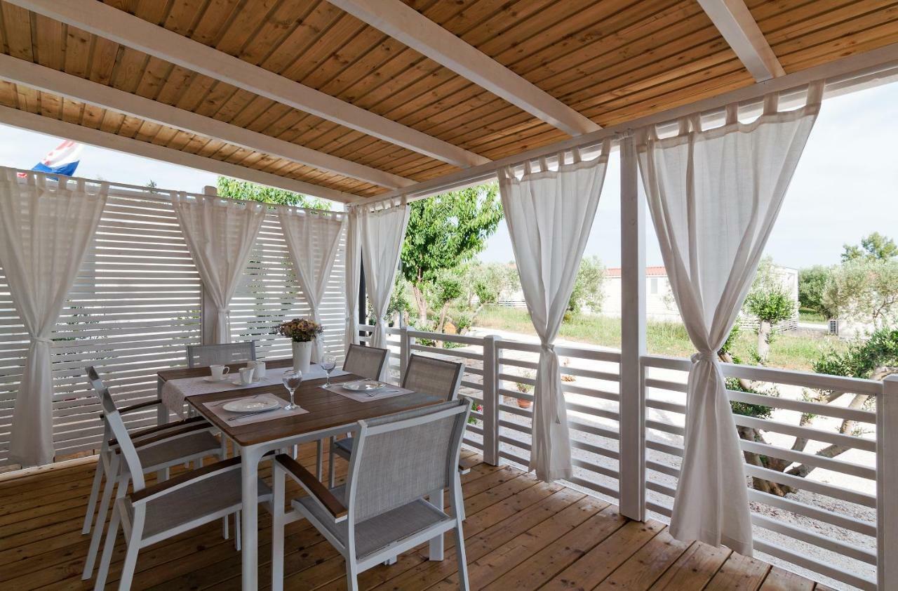 Hotel Camp San Antonio Biograd Na Moru Esterno foto