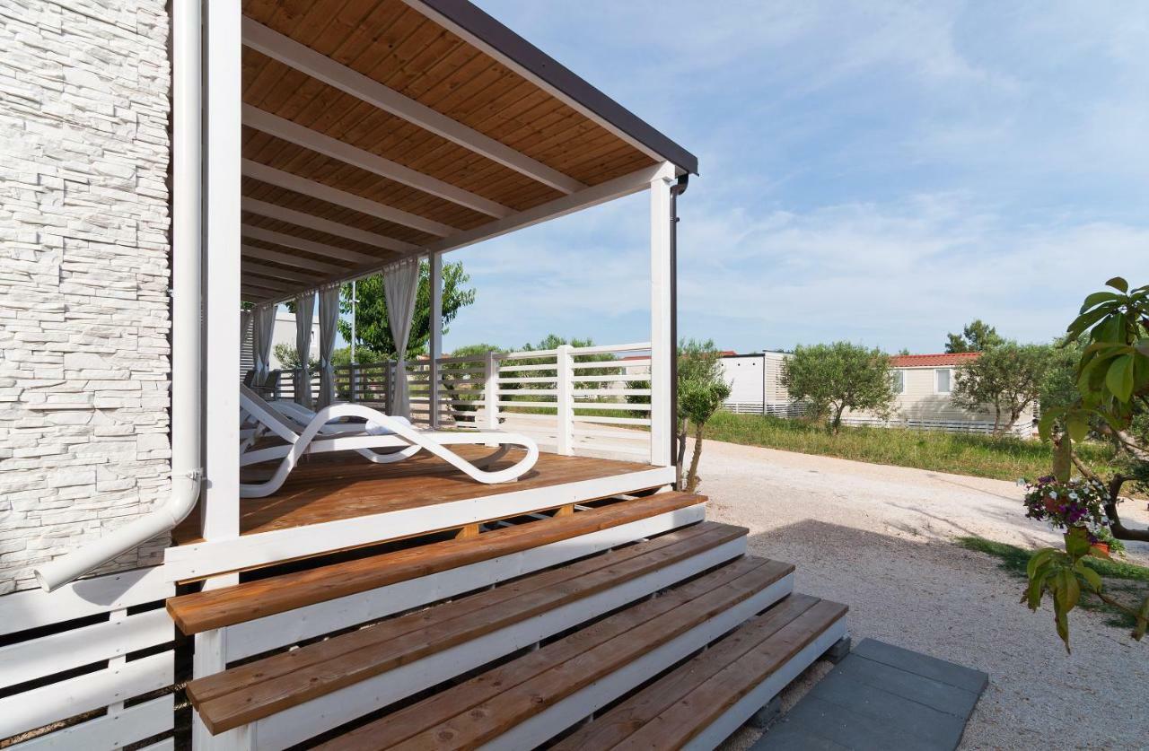 Hotel Camp San Antonio Biograd Na Moru Esterno foto